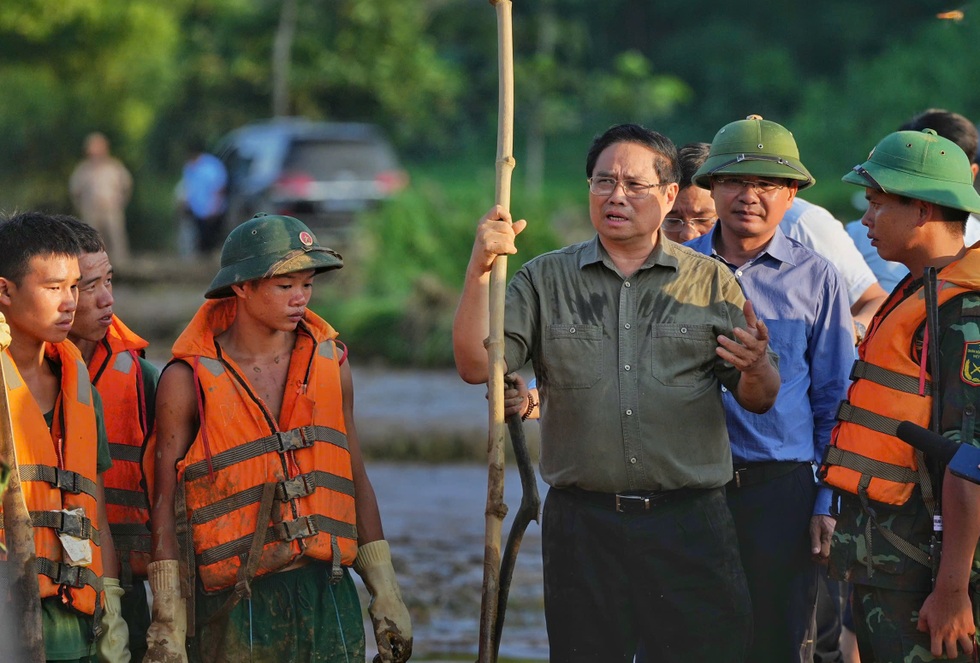 Mùa thu Hà Nội, sau cơn bão lũ lịch sử - 1 Mùa thu Hà Nội, sau cơn bão lũ lịch sử - 1