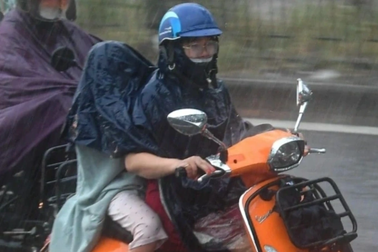 Miền Bắc mưa dông, chuyển mát sau chuỗi ngày oi nóng