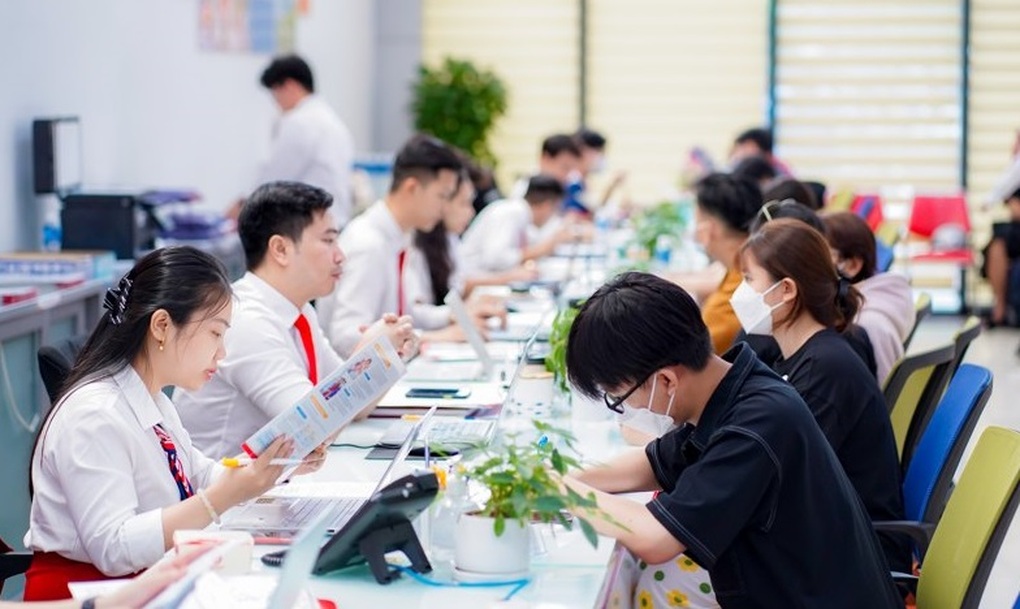Điểm chuẩn Trường Đại học Kinh tế - Tài chính TPHCM năm 2023 - 1 Điểm chuẩn Trường Đại học Kinh tế - Tài chính TPHCM năm 2023 - 1