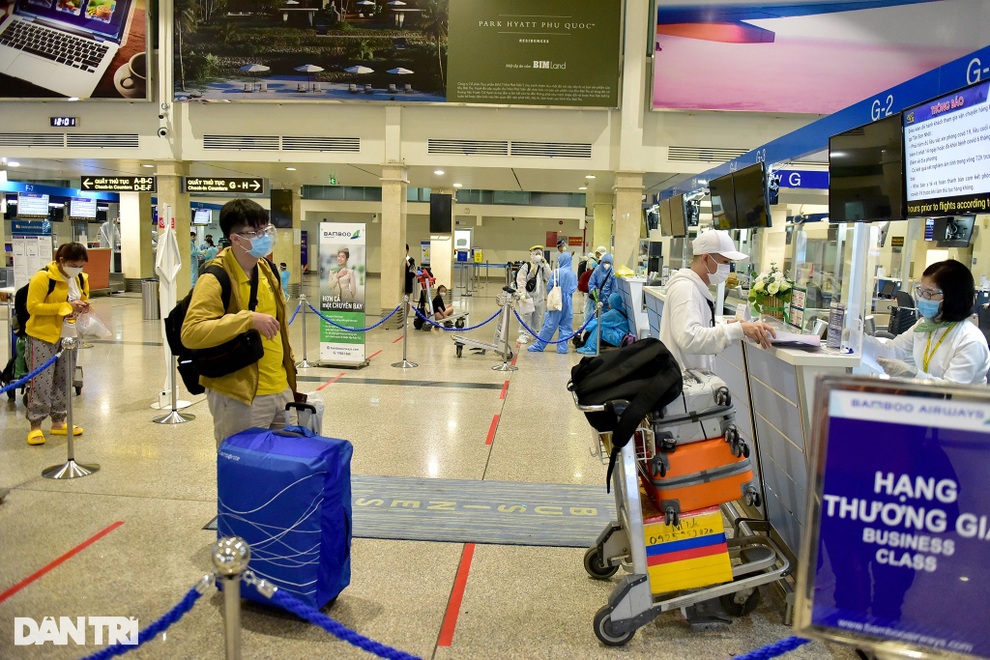 TPHCM đề xuất mở lại đường bay quốc tế ngay trong tháng 12 - 1 TPHCM đề xuất mở lại đường bay quốc tế ngay trong tháng 12 - 1