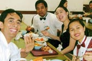 Làm việc trên tàu Star Cruises