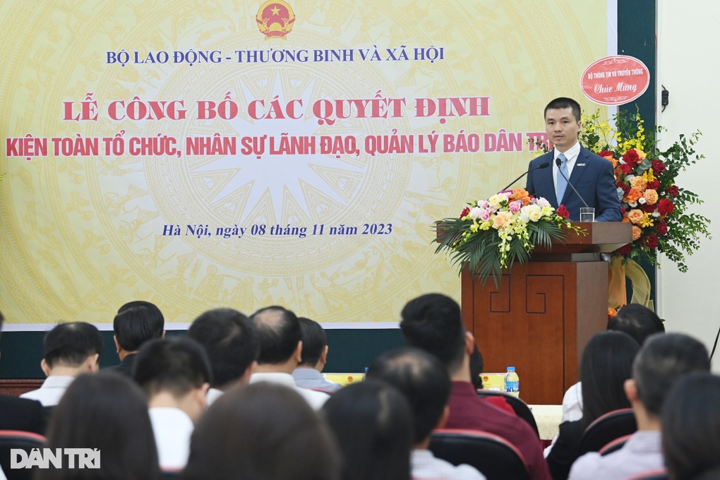 Đoàn kết, dám nghĩ dám làm để Dân trí gặt hái những thành công mới - 2 Đoàn kết, dám nghĩ dám làm để Dân trí gặt hái những thành công mới - 2