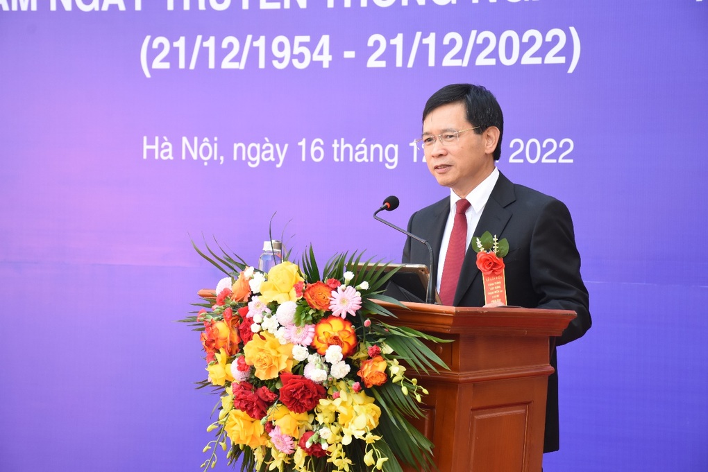 EVNHANOI gắn biển công trình trạm biến áp 110kV Trâu Quỳ - 6 EVNHANOI gắn biển công trình trạm biến áp 110kV Trâu Quỳ - 6