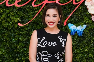 Ca sỹ Mỹ Linh ngọt ngào trong đêm nhạc kỉ niệm ngày cưới