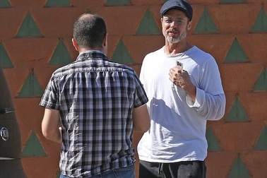 Sự thân thiện của Brad Pitt khi gặp phải va chạm giao thông