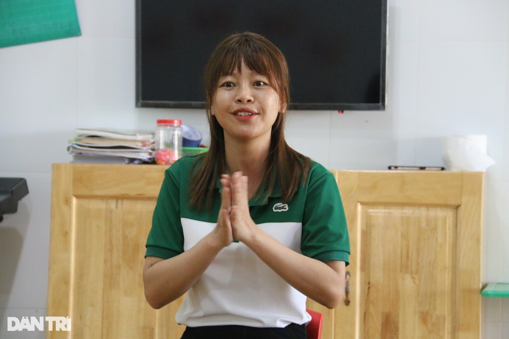Xót xa câu hỏi ngây ngô của học trò: Cô ơi, tóc cô đâu rồi? - 7 Xót xa câu hỏi ngây ngô của học trò: Cô ơi, tóc cô đâu rồi? - 7