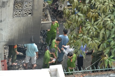 Vụ 2 ông cháu chết cháy: Người ông tẩm xăng tự thiêu