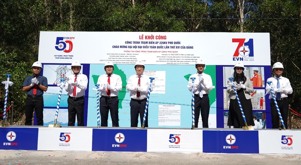 EVNSPC khởi công, khánh thành hàng loạt công trình - 1 EVNSPC khởi công, khánh thành hàng loạt công trình - 1