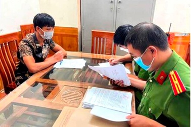 Xé biên bản, dùng dao dọa chém tổ giám sát cộng đồng