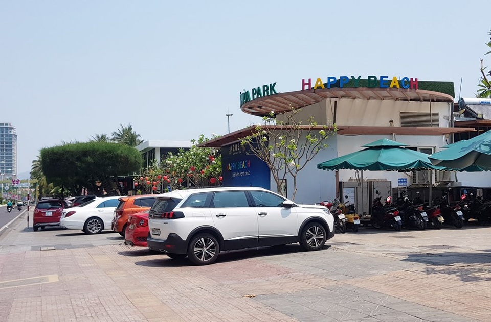 Điểm danh những nhà hàng, công trình khủng chắn biển Nha Trang - 7 Điểm danh những nhà hàng, công trình khủng chắn biển Nha Trang - 7