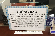 Cán bộ địa chính người than áp lực "khủng", người nghỉ việc