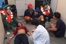 4 ngư dân ngất xỉu dưới hầm cá