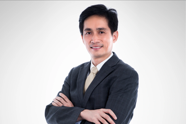 Sau khi bị khởi tố, vợ đại gia Nguyễn Đỗ Lăng liên tục bán ra cổ phiếu