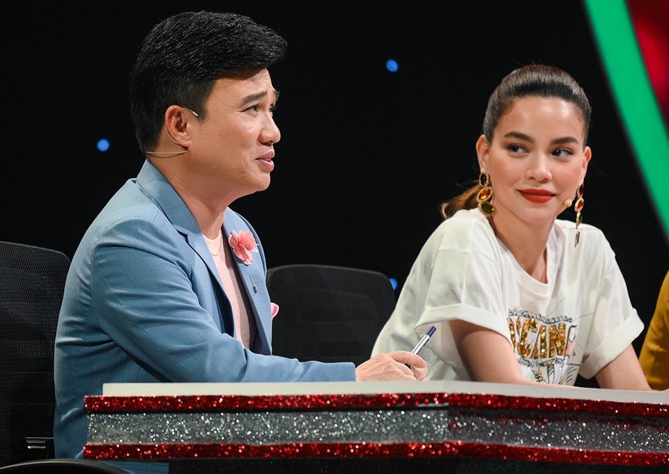MiA chinh phục khán giả khi hóa thân thành NSND Ngọc Giàu - 6 MiA chinh phục khán giả khi hóa thân thành NSND Ngọc Giàu - 6