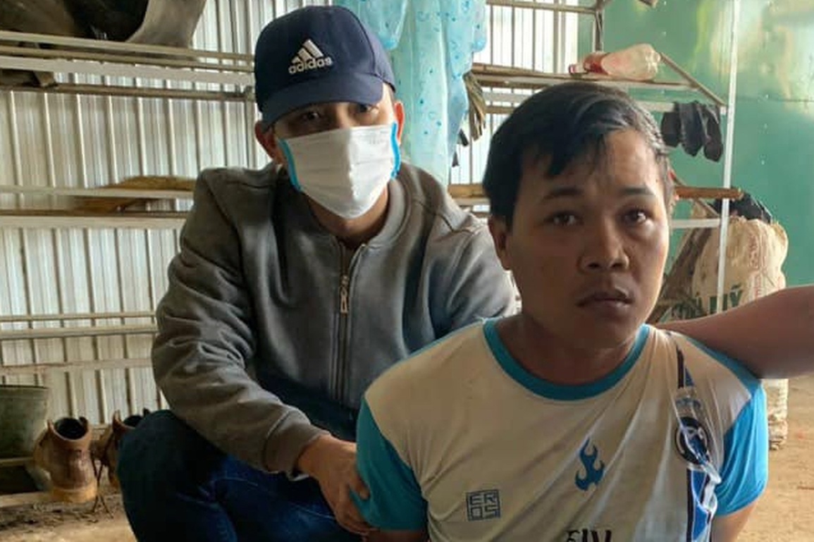 Giả danh Phó Phòng Cảnh sát giao thông vòi tiền doanh nghiệp - 1 Giả danh Phó Phòng Cảnh sát giao thông vòi tiền doanh nghiệp - 1