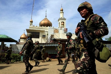 Philippines sắp đánh bật phiến quân thân IS khỏi thành phố bị chiếm đóng