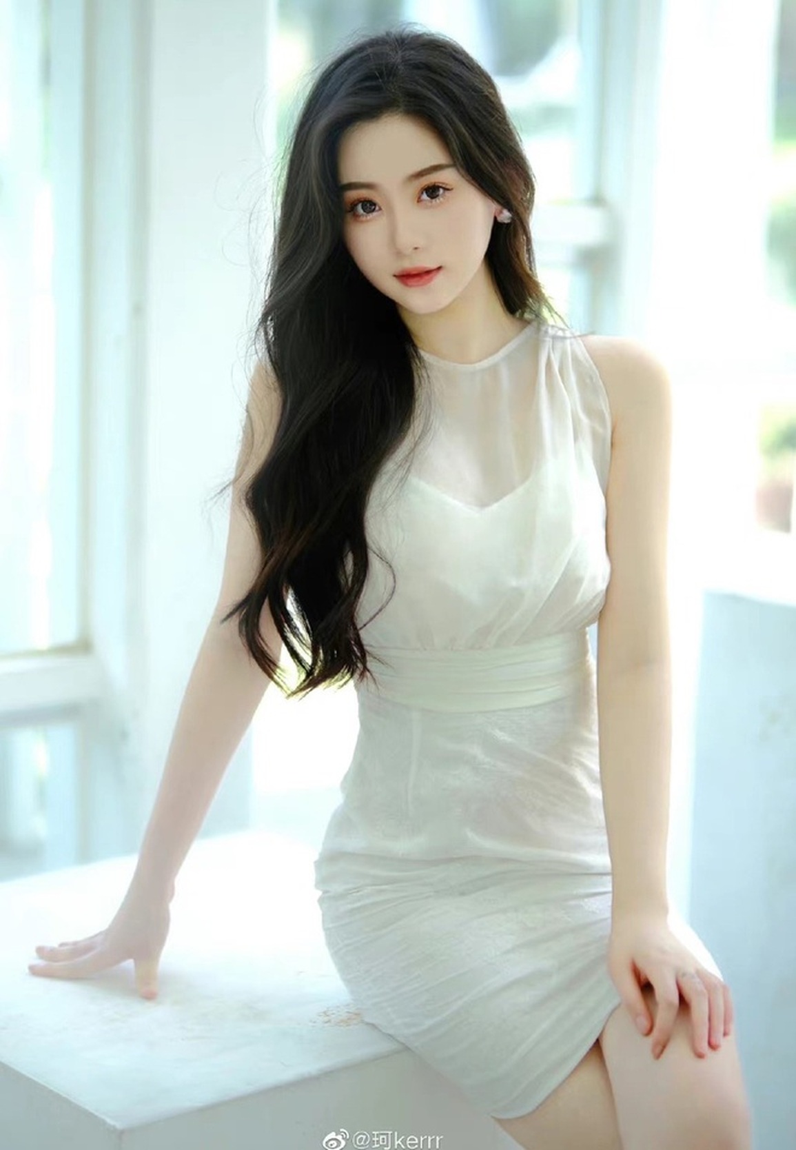 Tình tin đồn của Huỳnh Hiểu Minh: Hot girl nóng bỏng và giống Angelababy - 8 Tình tin đồn của Huỳnh Hiểu Minh: Hot girl nóng bỏng và giống Angelababy - 8