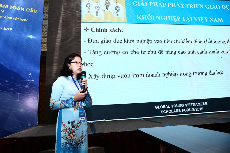 Khát vọng cống hiến cho đất nước của trí thức trẻ Việt trên thế giới - 3 Khát vọng cống hiến cho đất nước của trí thức trẻ Việt trên thế giới - 3
