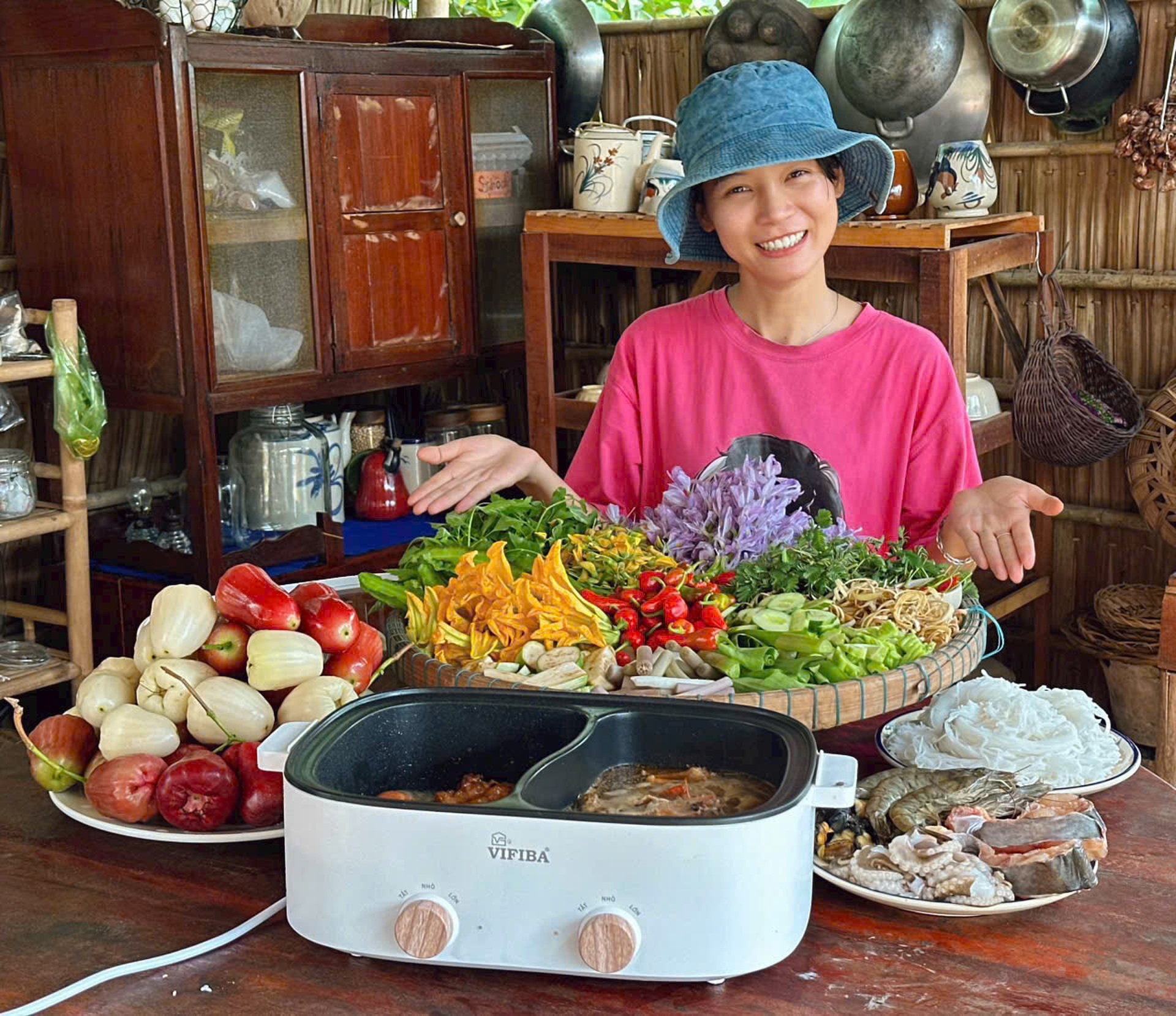 Tiểu thương thu hàng tỷ đồng/tháng, thoát phá sản nhờ dám bỏ chợ - 9 Tiểu thương thu hàng tỷ đồng/tháng, thoát phá sản nhờ dám bỏ chợ - 9