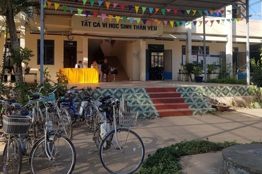 Vụ nữ sinh lớp 10 nghi tự tử vì bị nhà trường kỷ luật: Công an vào cuộc