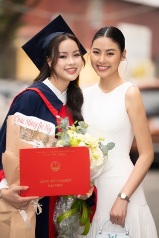 Người đẹp Đào Hà: Đời tư kín tiếng, 8 năm kiên trì phong cách thanh lịch - 8