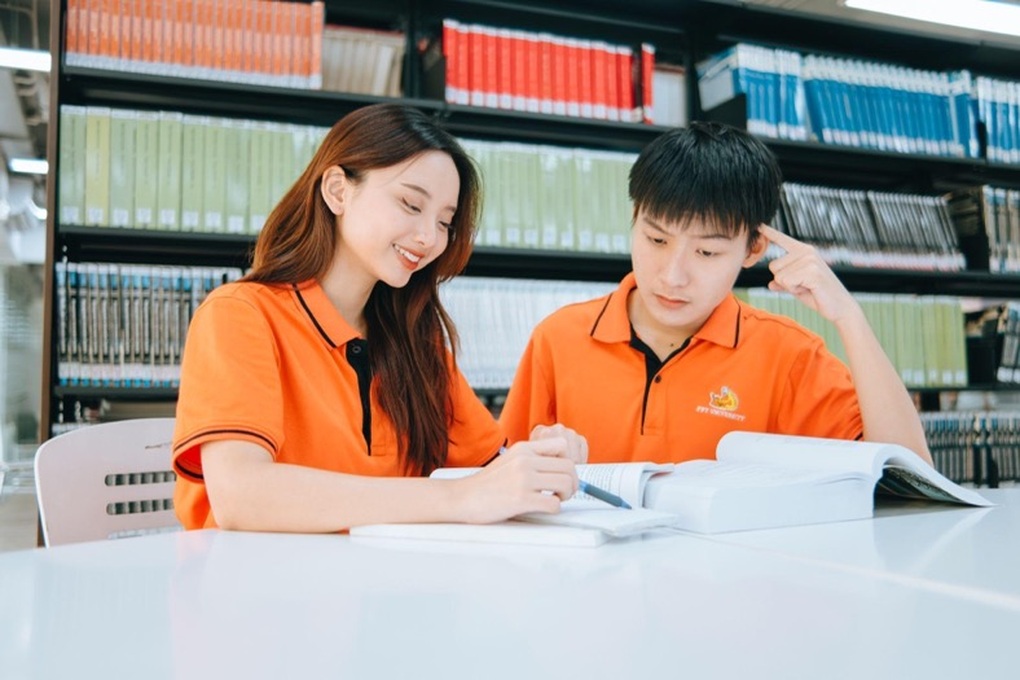 Trả lời 3 câu hỏi, cơ hội nhận học bổng từ FPTU Scholarship 1.000 - 1 Trả lời 3 câu hỏi, cơ hội nhận học bổng từ FPTU Scholarship 1.000 - 1