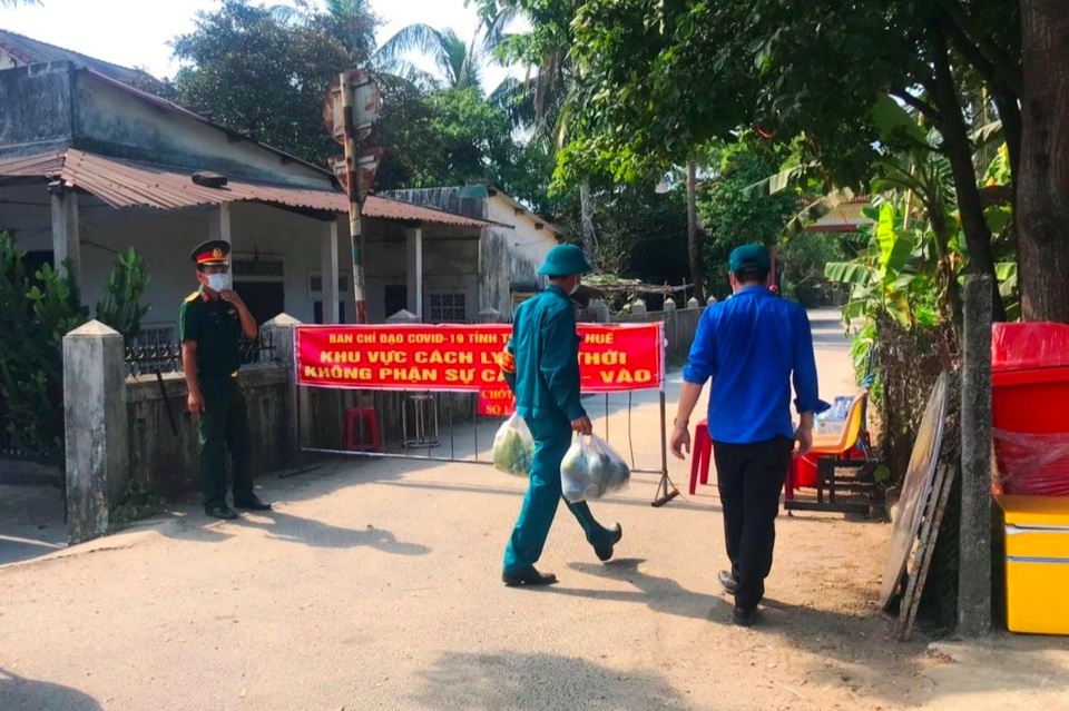 Hà Nội gỡ lệnh cách ly 2 thôn ở huyện Đông Anh - 2 Hà Nội gỡ lệnh cách ly 2 thôn ở huyện Đông Anh - 2