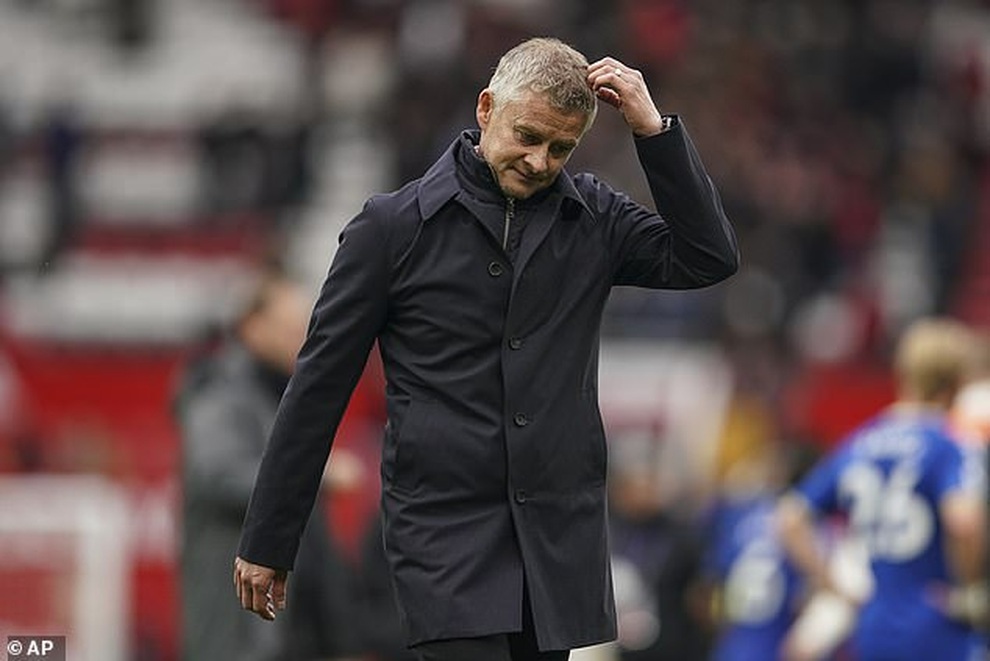 HLV Solskjaer bị chỉ trích thậm tệ vì C.Ronaldo - 1 HLV Solskjaer bị chỉ trích thậm tệ vì C.Ronaldo - 1