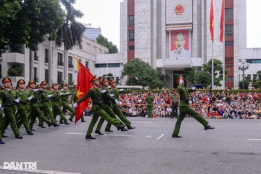 Mãi tự hào về “thanh bảo kiếm” sắc bén, “lá chắn thép” vững chắc!