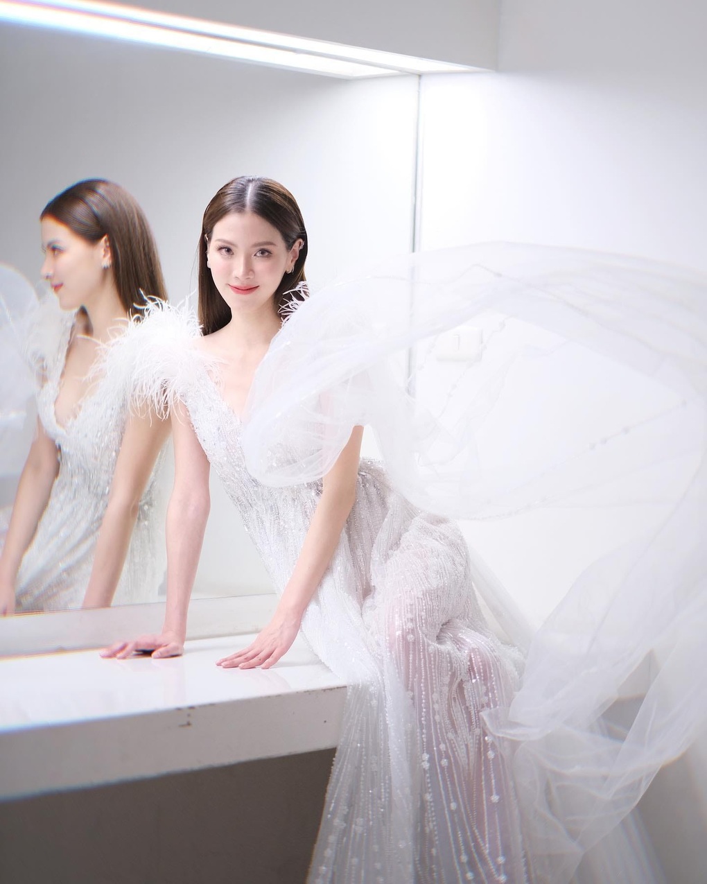 Mỹ nhân đẹp nhất Thái Lan ngượng ngùng thừa nhận đang yêu - 4 Mỹ nhân đẹp nhất Thái Lan ngượng ngùng thừa nhận đang yêu - 4