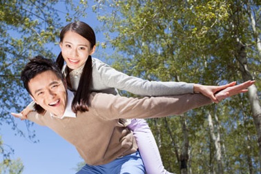 Bạn trai tôi không có bằng đại học