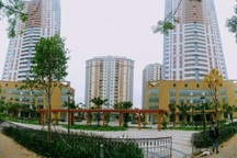 Hà Nội phong tỏa 2 khu chung cư liên quan ca dương tính SARS-CoV-2