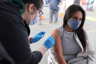 Nghiên cứu phát hiện khả năng "siêu miễn dịch" trước mọi chủng SARS-CoV-2