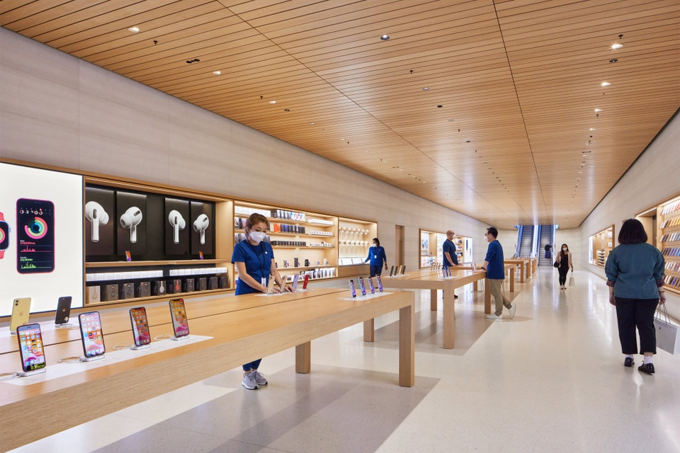 Hé lộ hình ảnh bên trong cửa hàng Apple Store nổi trên mặt nước - 4 Hé lộ hình ảnh bên trong cửa hàng Apple Store nổi trên mặt nước - 4