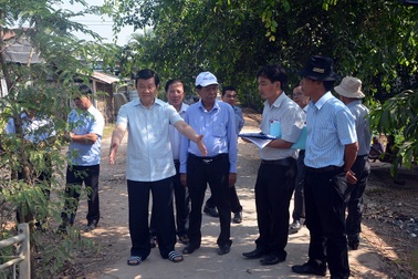 Nguyên Chủ tịch nước Trương Tấn Sang vận động tiền tỉ xây cầu cho dân