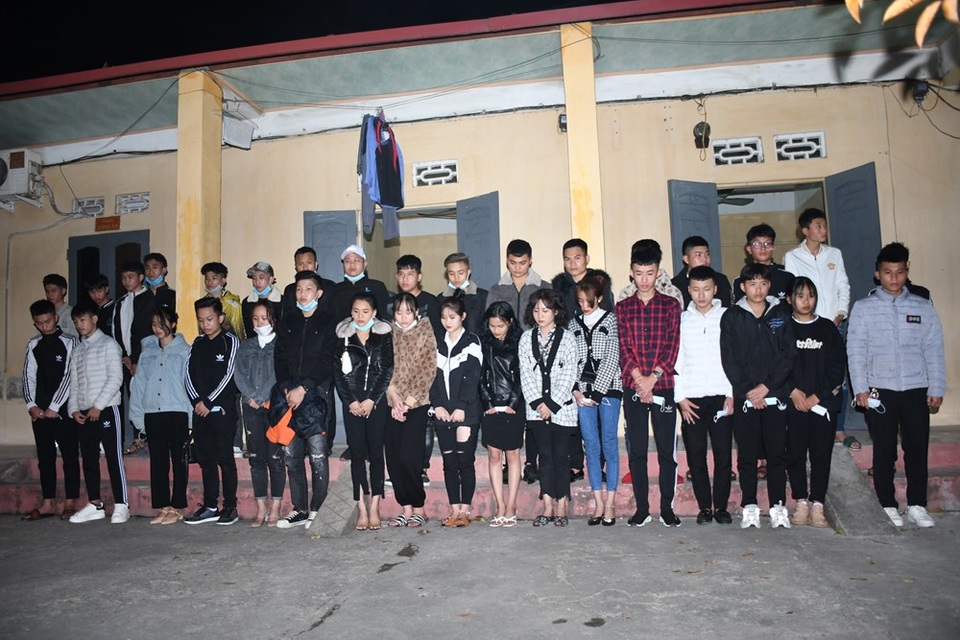 34 thanh niên từ Hải Dương thông chốt Covid-19 vào Hải Phòng - 1 34 thanh niên từ Hải Dương thông chốt Covid-19 vào Hải Phòng - 1