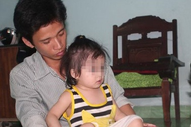 Bắt cóc bé gái 2 tuổi để… đòi nợ