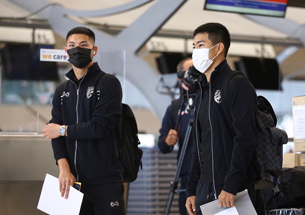 Thái Lan sang Singapore, HLV Mano Polking tái khẳng định vô địch AFF Cup - 6 Thái Lan sang Singapore, HLV Mano Polking tái khẳng định vô địch AFF Cup - 6