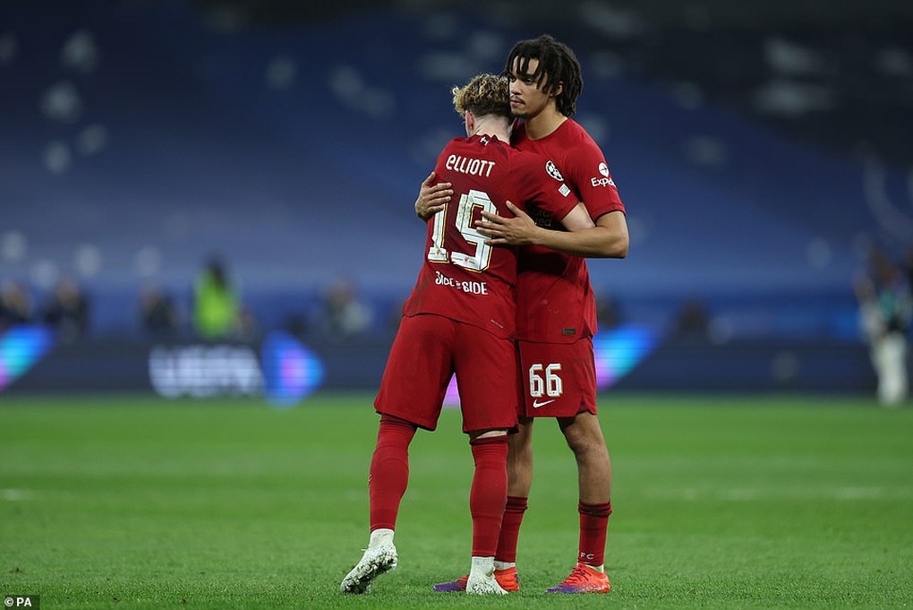 Thua Real Madrid, Liverpool bị loại ở Champions League với tỷ số 2-6 - 6 Thua Real Madrid, Liverpool bị loại ở Champions League với tỷ số 2-6 - 6