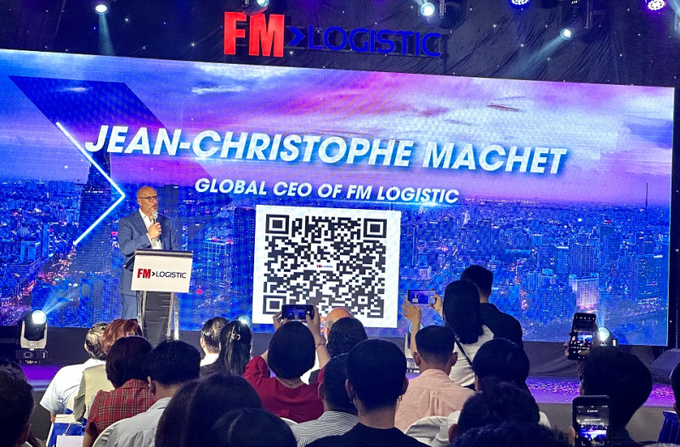 Ông Jean-Christophe Machet, Giám đốc điều hành toàn cầu của FM Logistic phát biểu tại buổi lễ.