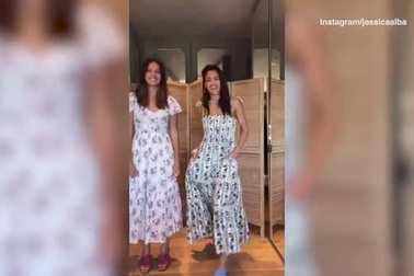 Jessica Alba bên cô con gái lớn