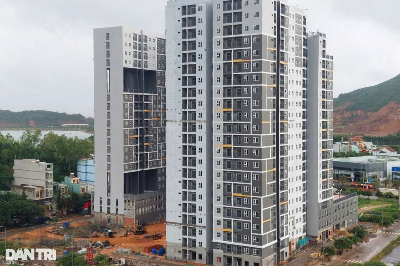 តាមការប៉ាន់ស្មានថា ប្រទេសទាំងមូលនឹងបញ្ចប់លំនៅឋានសង្គមបានជាង១០ម៉ឺនយូនីតក្នុងឆ្នាំ២០២៥ -១ Ước tính cả nước hoàn thành trên 100.000 căn nhà ở xã hội trong năm 2025 - 1