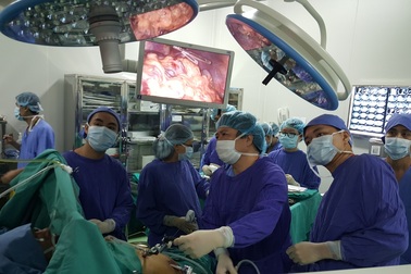 Chịu cảnh ung thư dạ dày di căn vì sợ đụng dao kéo