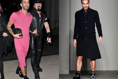 NTK Marc Jacobs: Ngày thay hai bộ váy!