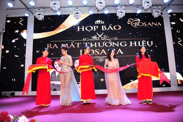 Ra mắt thương hiệu Bosana