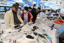 Mỹ có thể đưa hơn 30 công ty Trung Quốc vào "danh sách đen" thương mại