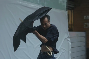 Hong Kong phát cảnh báo cao nhất trước siêu bão Wipha