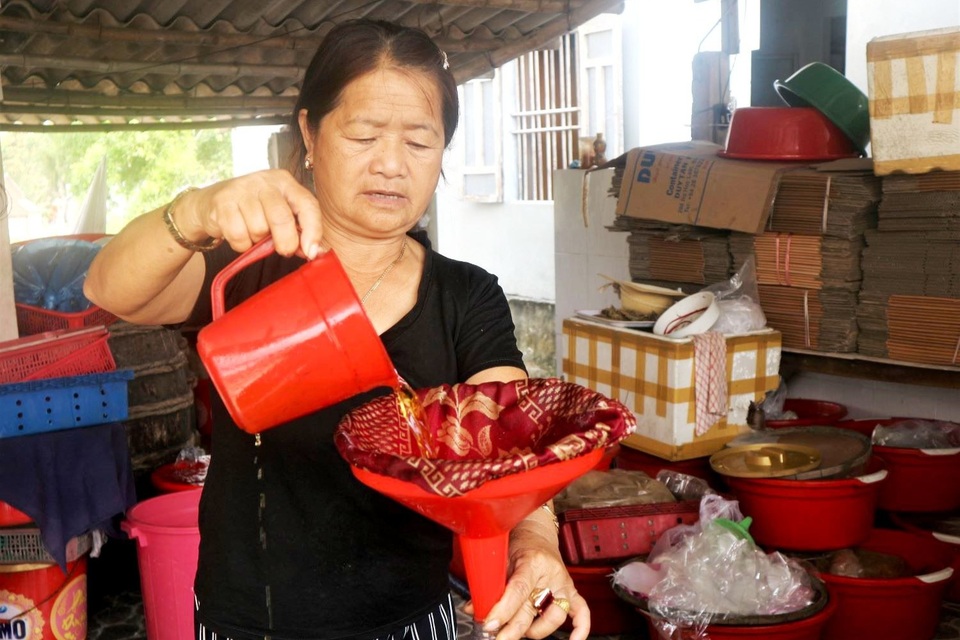Làng mắm hơn trăm tuổi vẫn sống khỏe - 6 Làng mắm hơn trăm tuổi vẫn sống khỏe - 6
