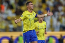 Ronaldo lập hat-trick hoàn hảo giúp Al Nassr thắng đẹp