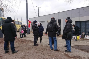 Người Việt tại Ukraine "không hỗn loạn", "không vơ vét" khi đi sơ tán